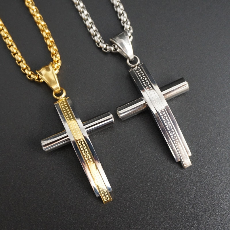 corrente com crucifixo banhado a ouro parabólico